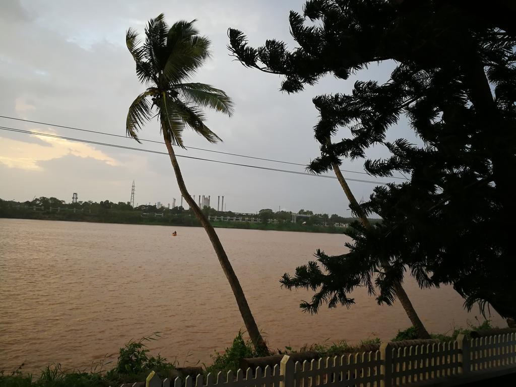 Nisarga Nirvana River House Mangalore Exterior foto