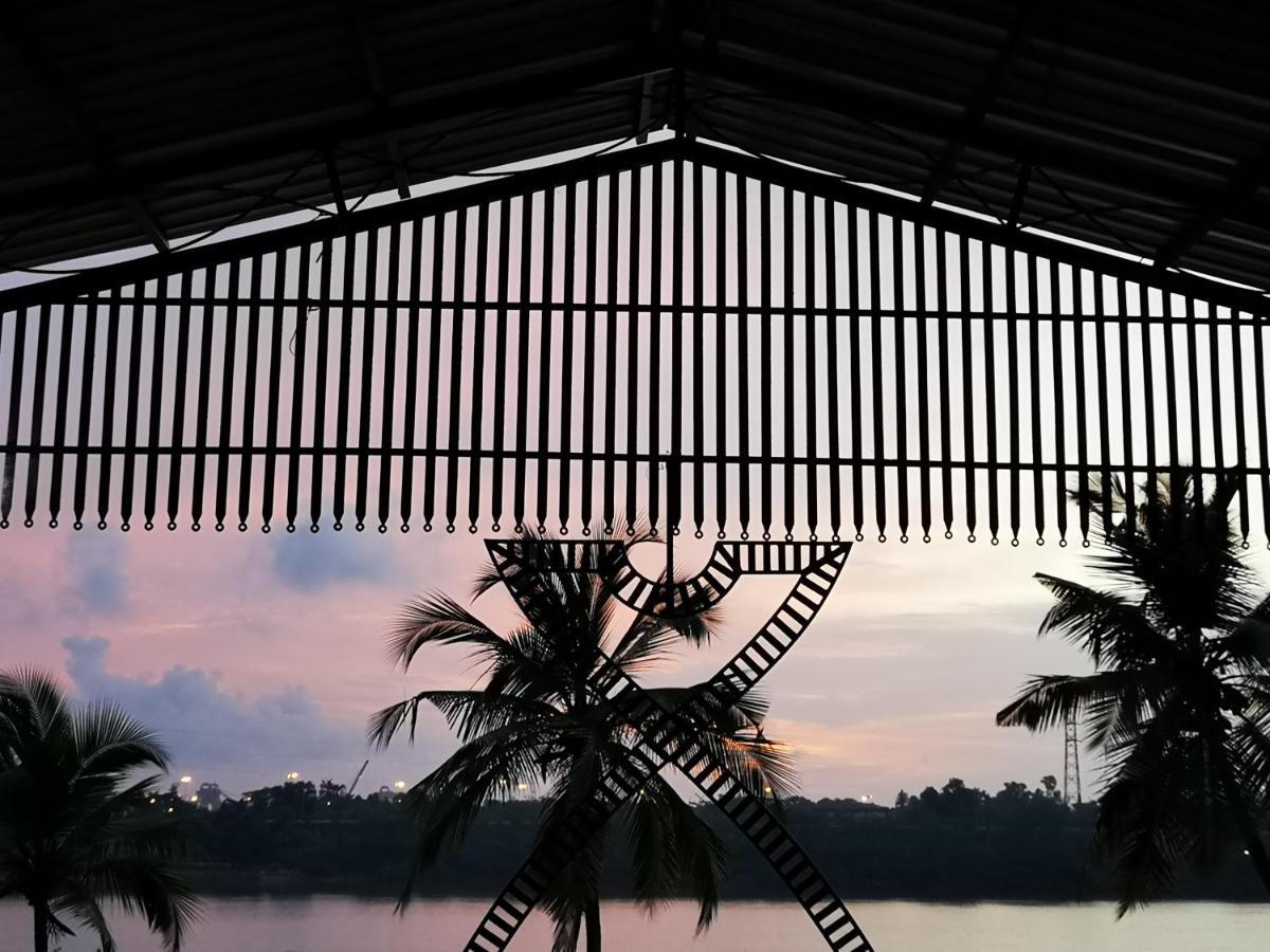 Nisarga Nirvana River House Mangalore Exterior foto